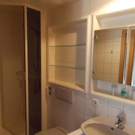 Central Hotel Friedrichshafen Фридрихсхафен