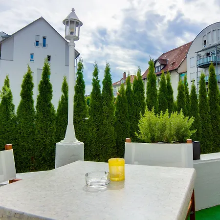 セントラル ホテル フリードリッヒスハーフェン ホテル 3*