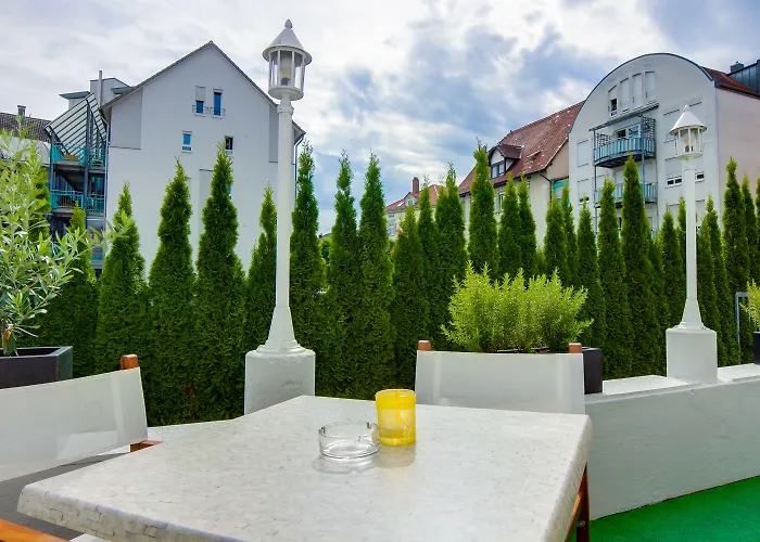 Central Hotel Friedrichshafen Hotel 3*